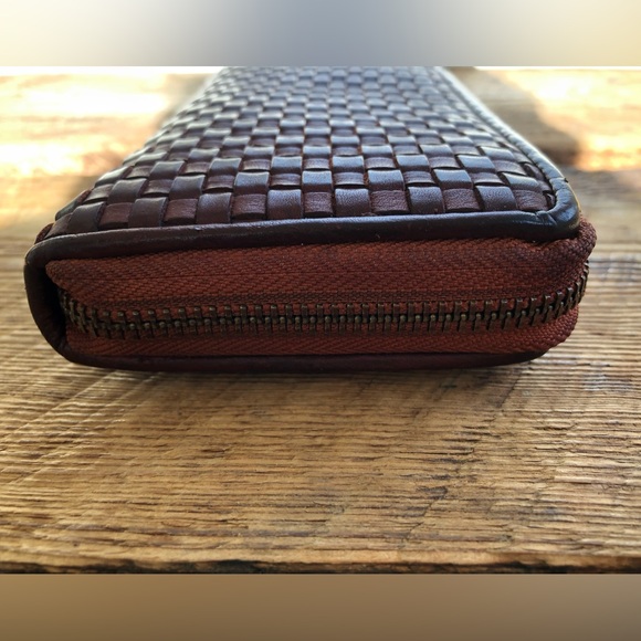 Ashwood Genuine Woven Leather Zip Closure Ladies Wallet Brown - Picture 13 of 16